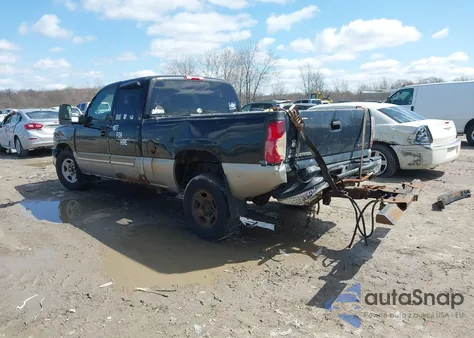 2003 Chevrolet Silverado C1500 из США, поврежденный, VIN 2GCEC19V131222069